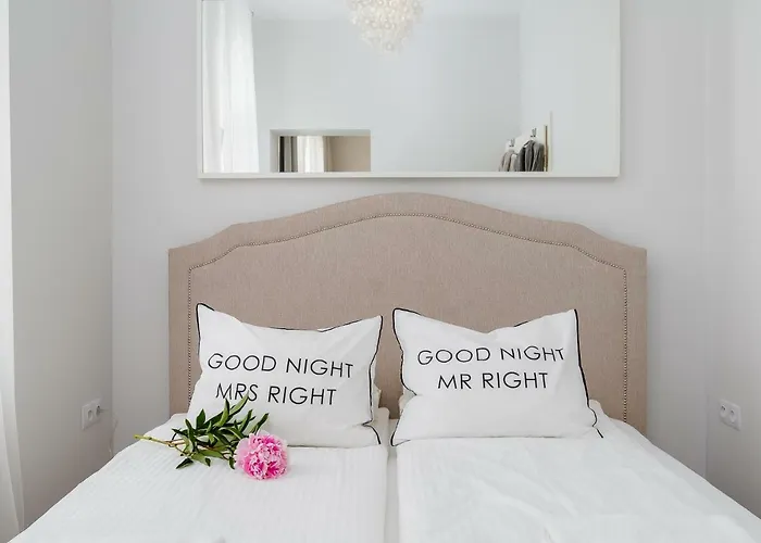 Apartment Sensual Luxury Private Jacuzzi & Sauna For Couples Posen