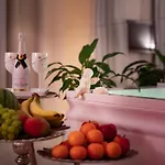 Sensual Luxury Private Jacuzzi & Sauna For Couples Apartment Poznan