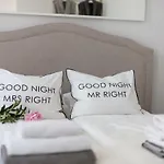 Sensual Luxury Private Jacuzzi & Sauna For Couples Apartamento *